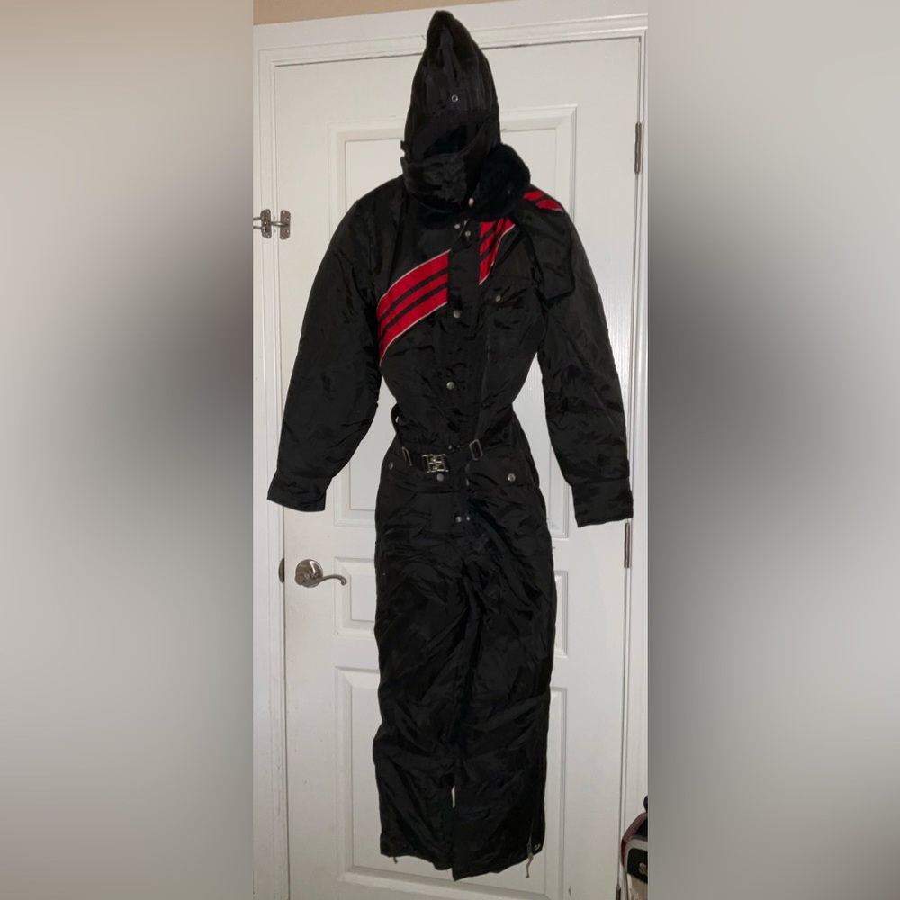 Snow suit